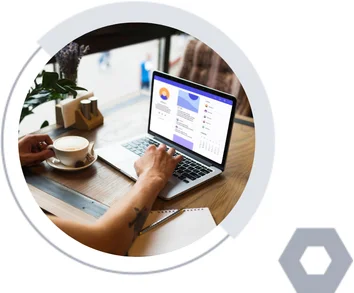 Advisor working on a journal submission dashboard